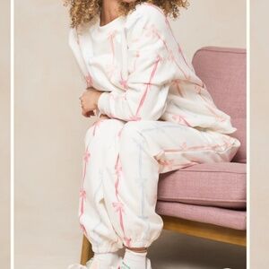 Bow Sweat Set